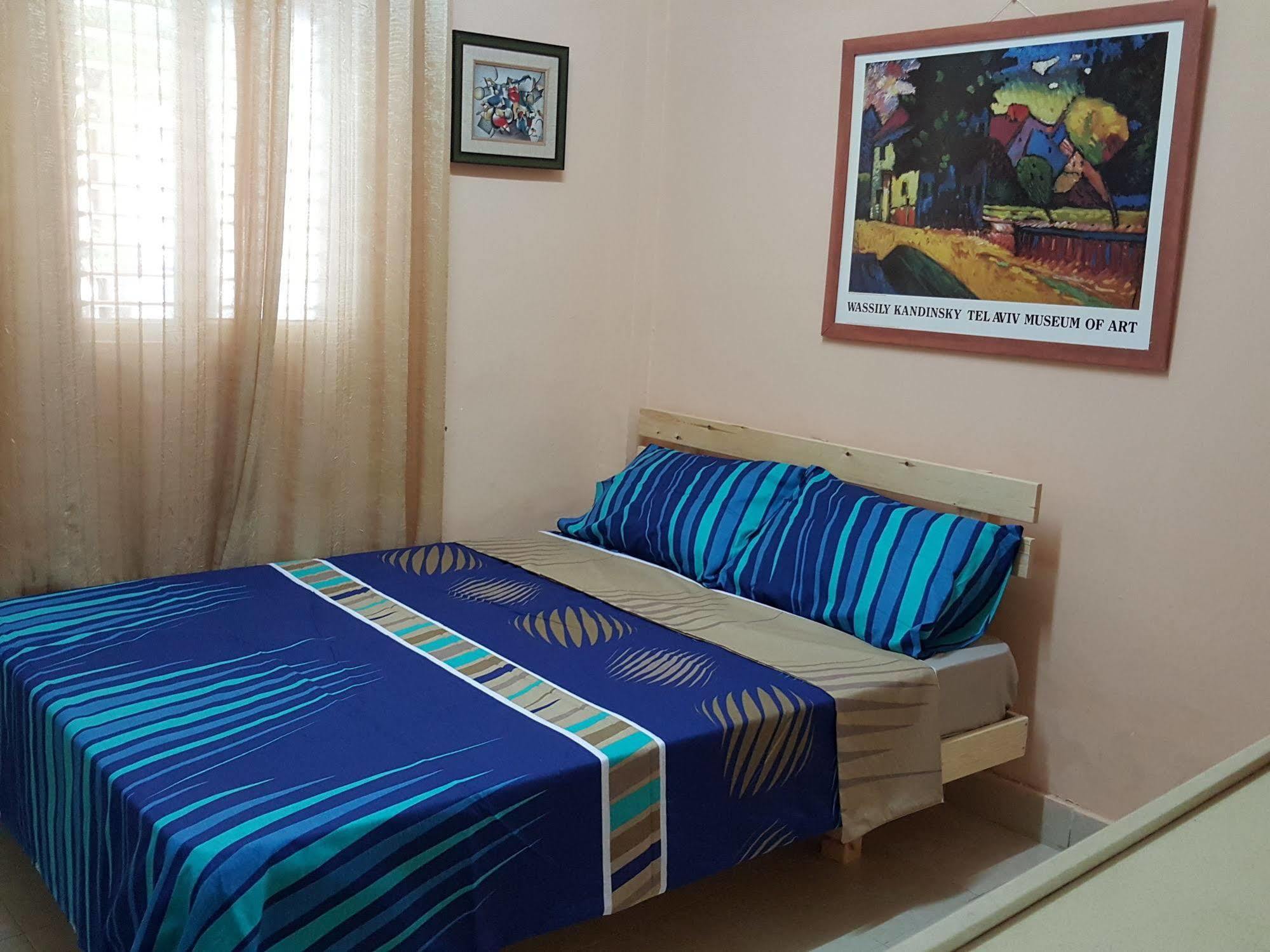 Netanya Motel Pierre Esterno foto